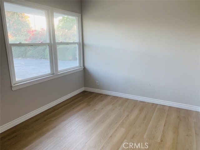 Building Photo - 8843 E Greenwood Ave