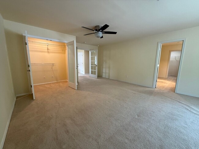 Building Photo - 4 Bedroom DuPont Home for Rent