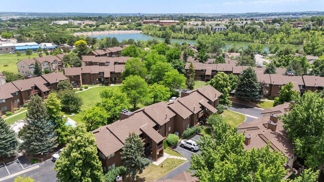 Building Photo - 1025 Moorings Dr