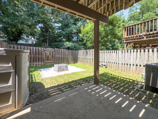 Building Photo - 5312 Anchor Ct