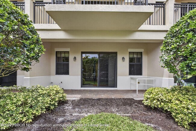 Building Photo - 803 del Sol Cir
