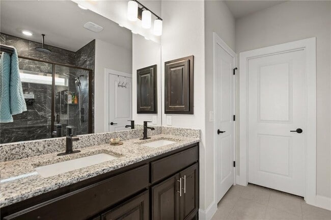 Building Photo - 12900 Stanford Dr