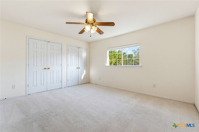 Building Photo - 2416 Catawba Loop