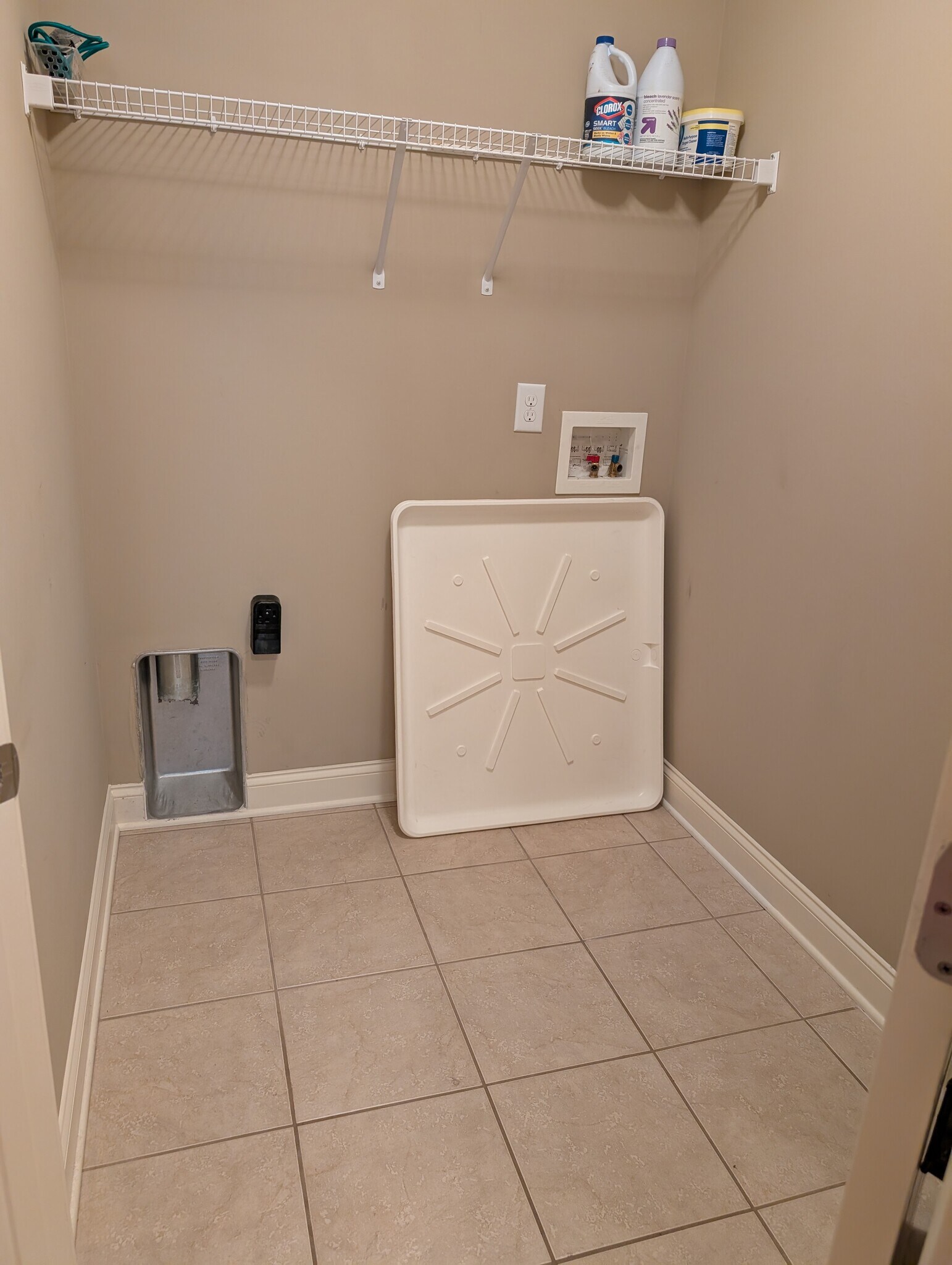 Building Photo - 419 Waterbrook Dr