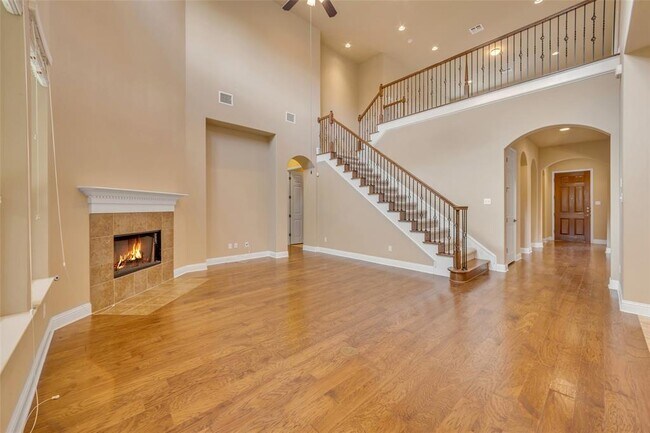 Building Photo - 10821 Crosbyton Ln