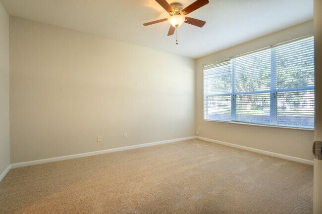 Building Photo - 2679 Metro Sevilla Dr