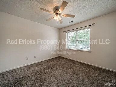 Building Photo - 11649 Boxer Ln