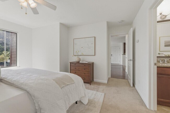 Building Photo - 1144 Yarwood Ct