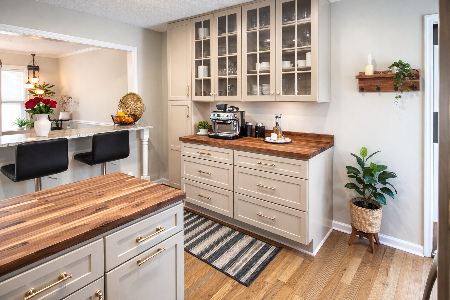 Building Photo - 3293 Devaughn Dr