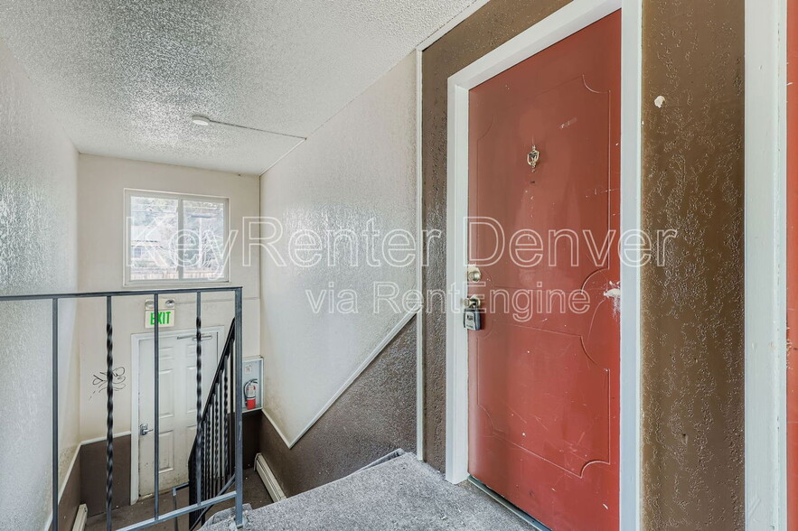 Building Photo - 2880 Eliot Cir