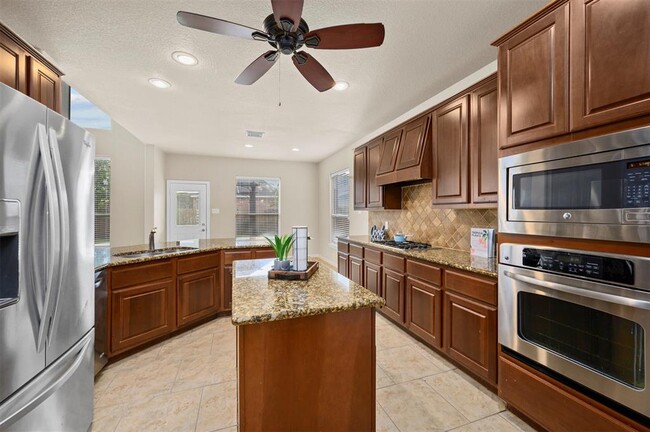 Building Photo - 10907 Lombardia Ct