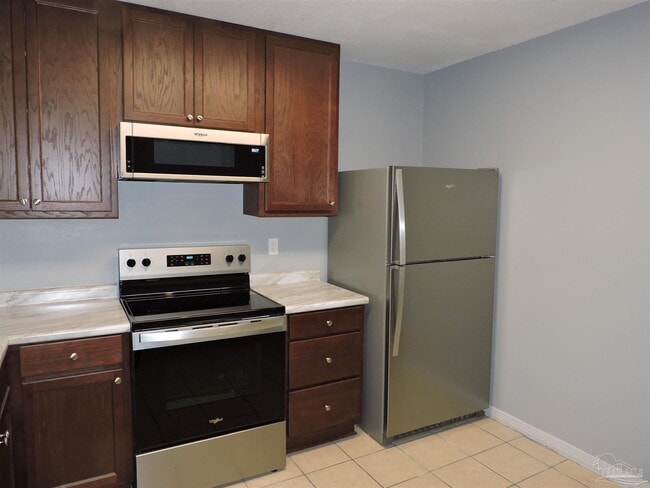 Building Photo - 5084 Yacht Harbor Dr
