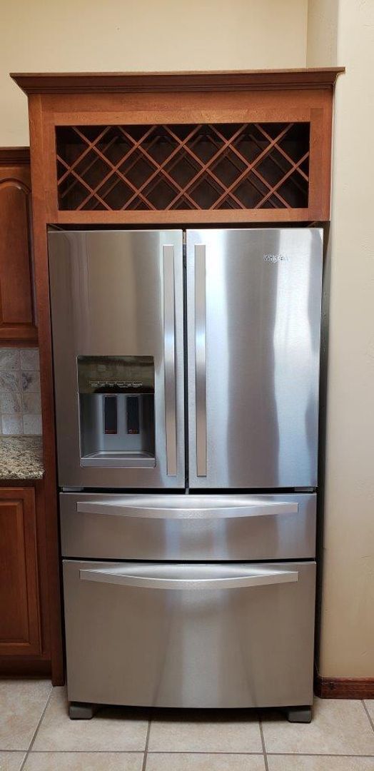Building Photo - $500 off first months rent, Beautiful Home...