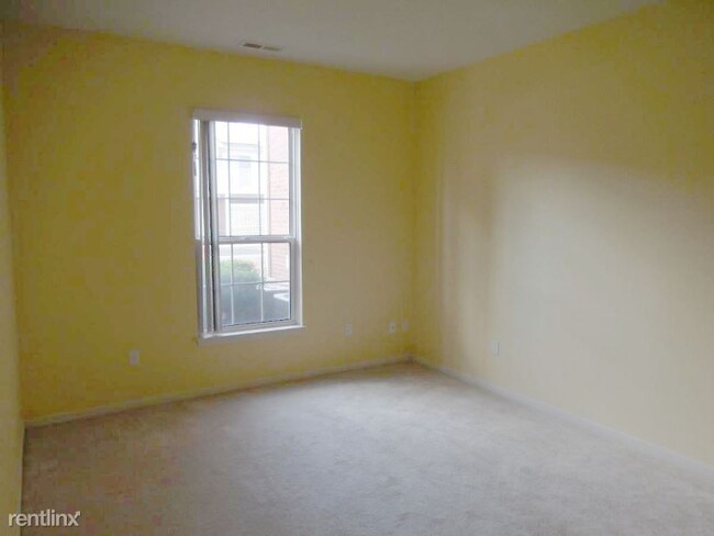 Building Photo - 2 br, 2 bath Condo - 29532 Nottingham Ct