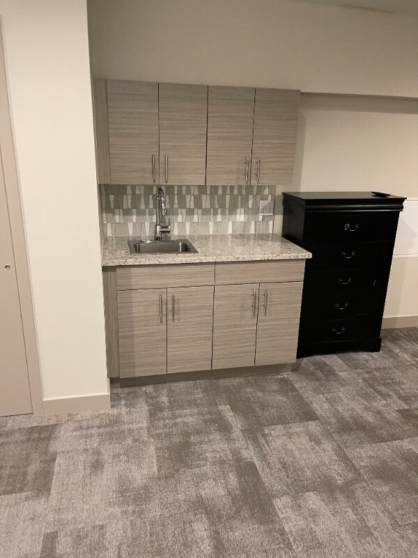 Building Photo - 1417 W9th St