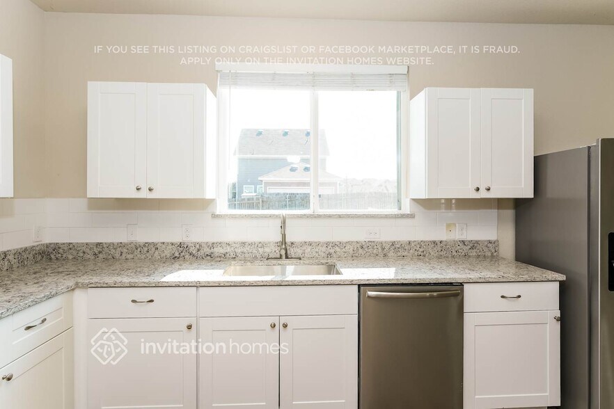 Building Photo - 2300 Bray Village Dr