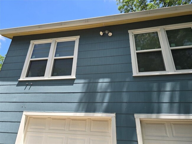 Building Photo - 4213 Ramsey Ave