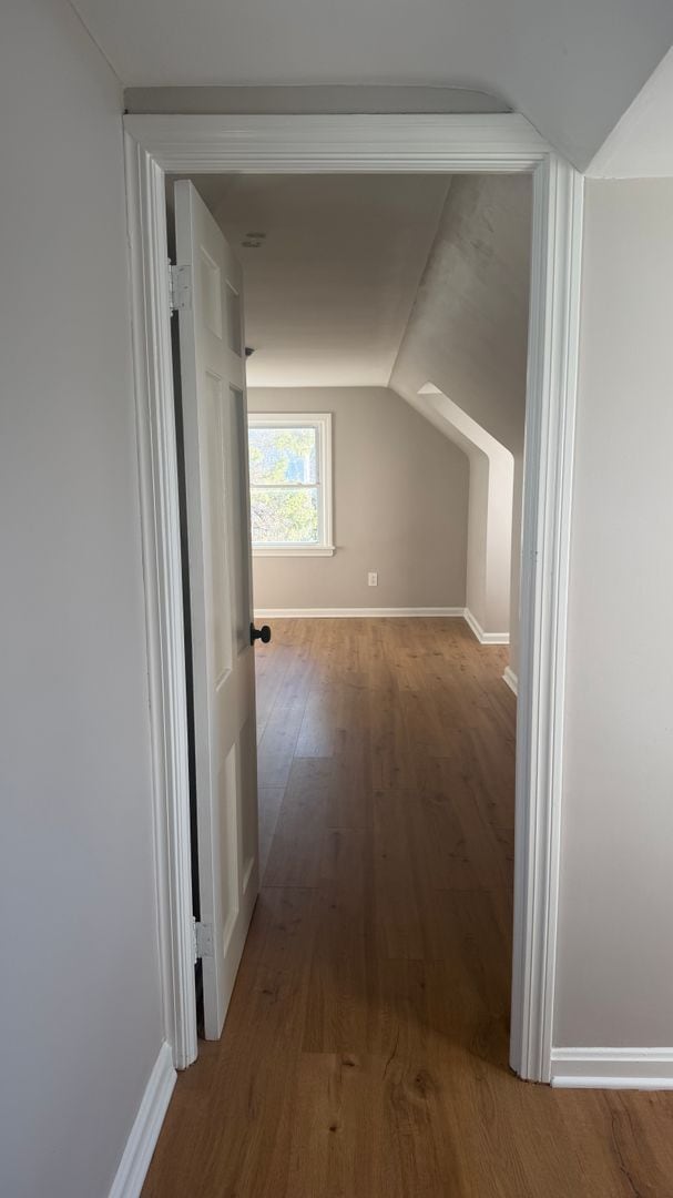 Building Photo - 3 bd 1.5 bath downtown Willoughby