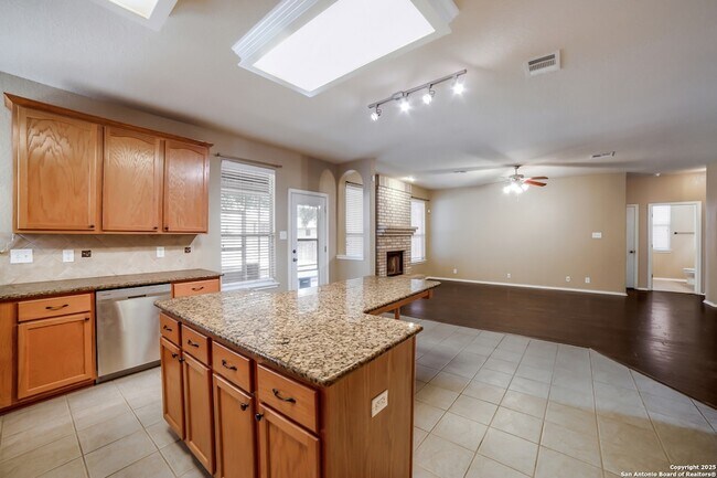 Building Photo - 2629 Hansel Heights