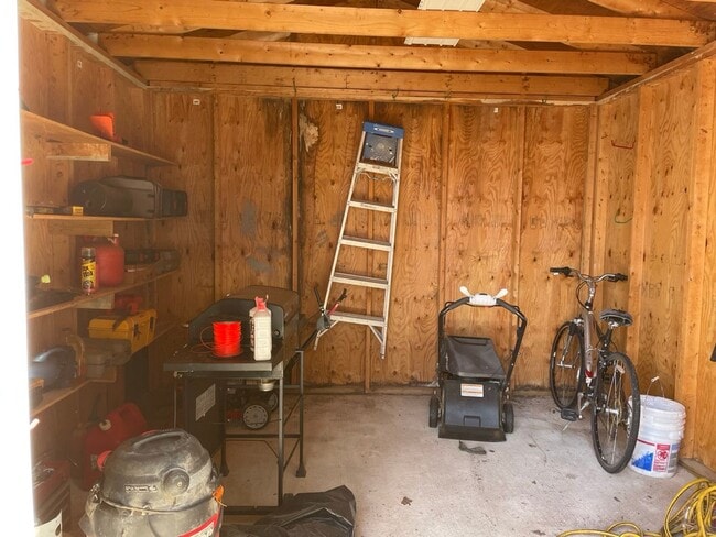 Building Photo - 2-Bedroom plus Office in Linthicum Heights
