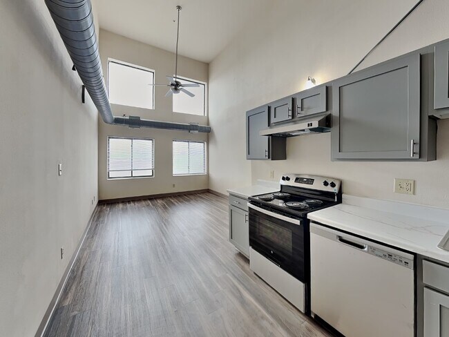 Building Photo - 200 Stanton Ave