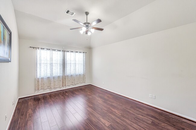 Building Photo - 9211 Union Meadow Ln