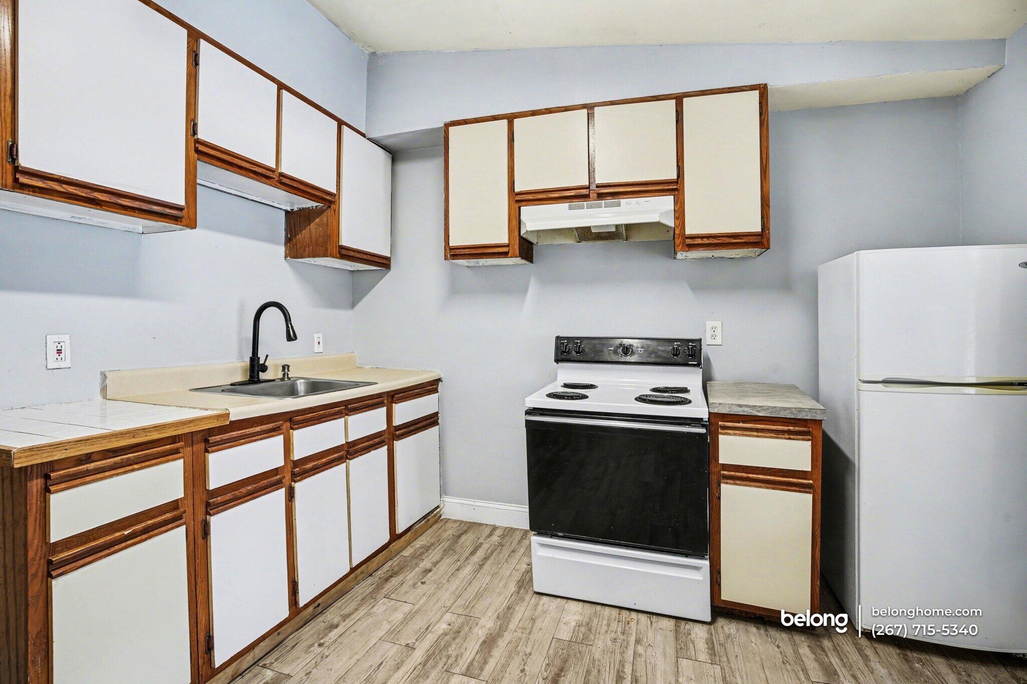 Building Photo - 126 W Elm St