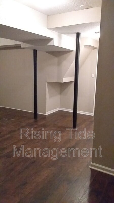 Building Photo - 8512 Cedar Bark Cir