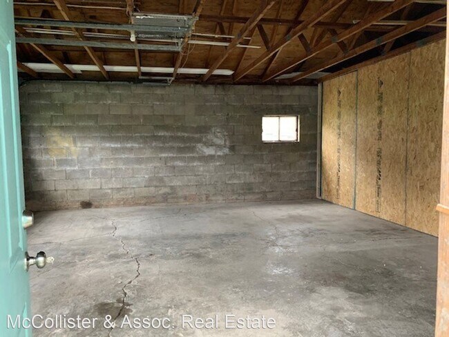 Building Photo - 3 br, 2 bath House - 122 Short Street