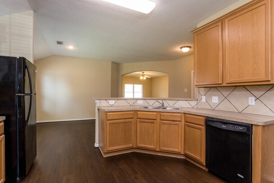 Building Photo - 3702 Primrose Trace Ln