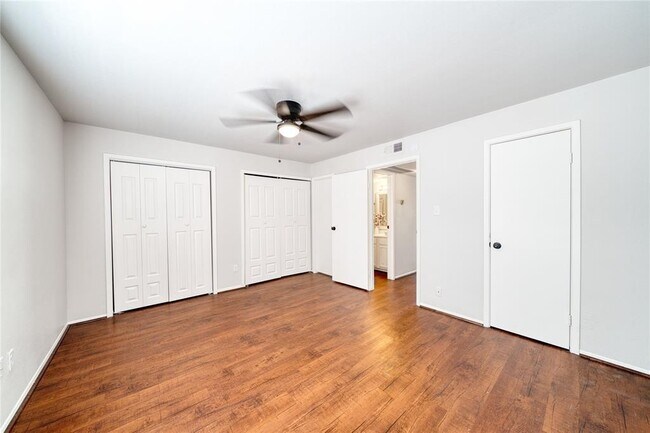 Building Photo - 6001 Reims Rd