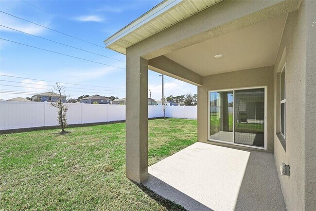 Building Photo - 2725 Dumont Ln