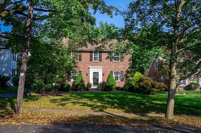 Building Photo - 149 Kready Ave