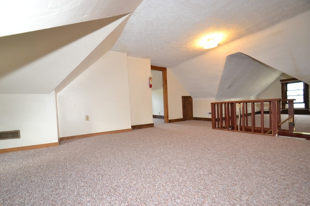 Building Photo - 537 Carroll St