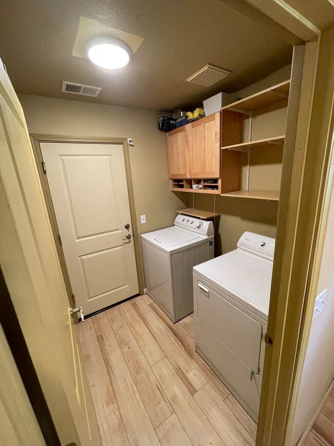 Building Photo - Magalia Home for rent/two bedroom, shared ...