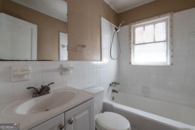 Building Photo - 3454 Rockbridge Rd SW