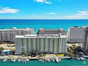 Building Photo - 5600 Collins Ave