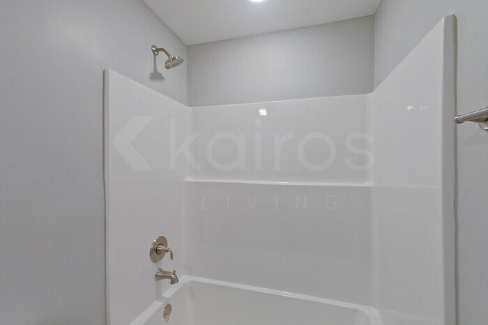 Building Photo - 128 Denise Dr