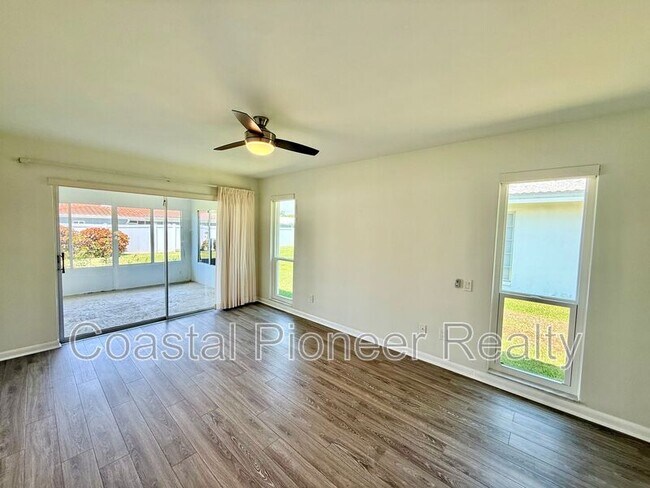 Building Photo - 14903 Imperial Point Dr N
