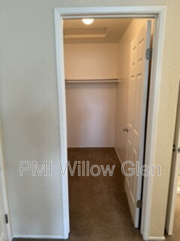 Building Photo - 7379 Tulare Hill Dr