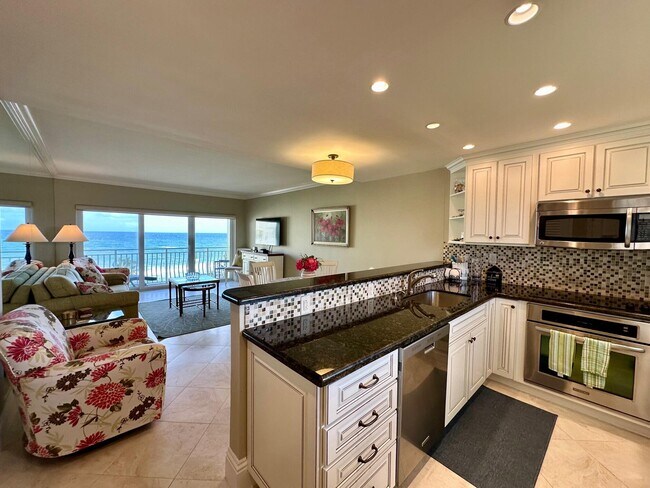 Primary Photo - 310 S Ocean Blvd