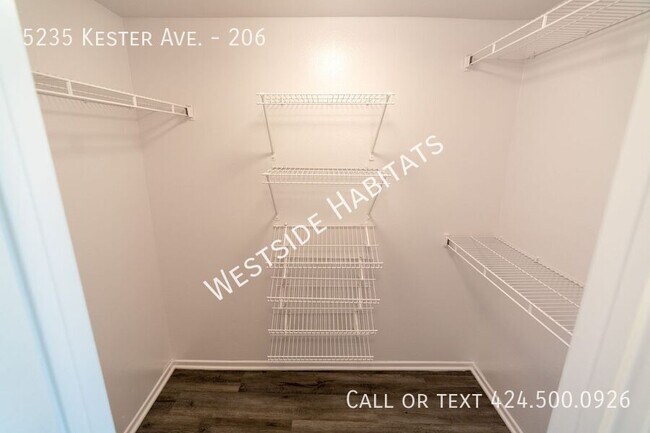 Building Photo - 5235 Kester Ave