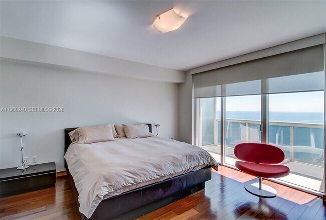 Building Photo - 1830 S Ocean Dr