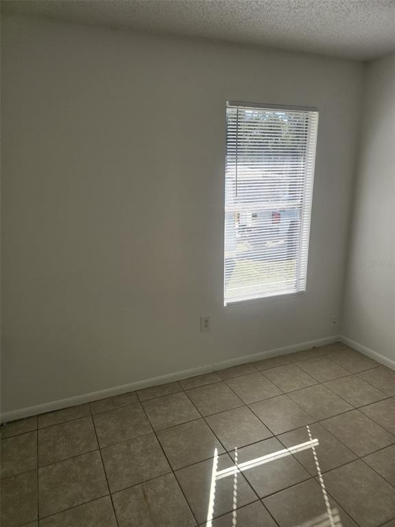 Building Photo - 701 W Beresford Rd