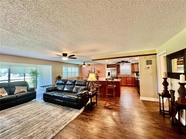 Building Photo - 1610 Islamorada Blvd