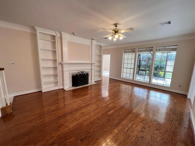 Building Photo - 4831 Hillswick Dr