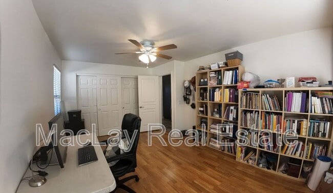 Building Photo - 1612 W Morelos St