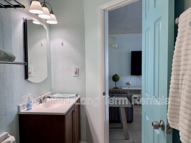 Building Photo - 935 S Atlantic Ave