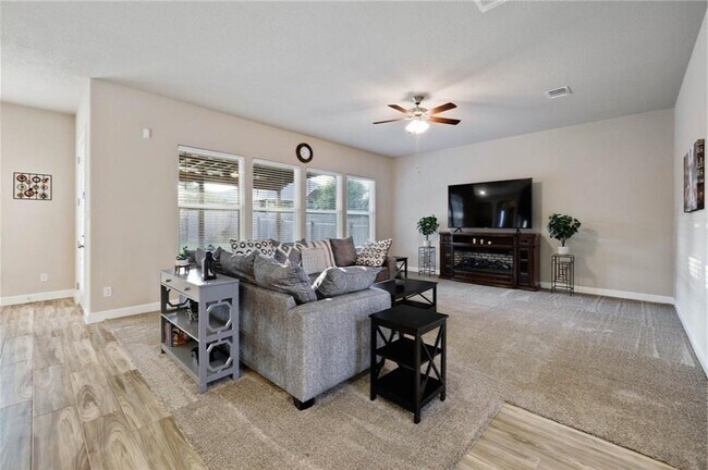 Building Photo - 19209 Chayton Cir