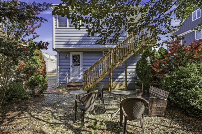 Building Photo - 28 Waterview Way
